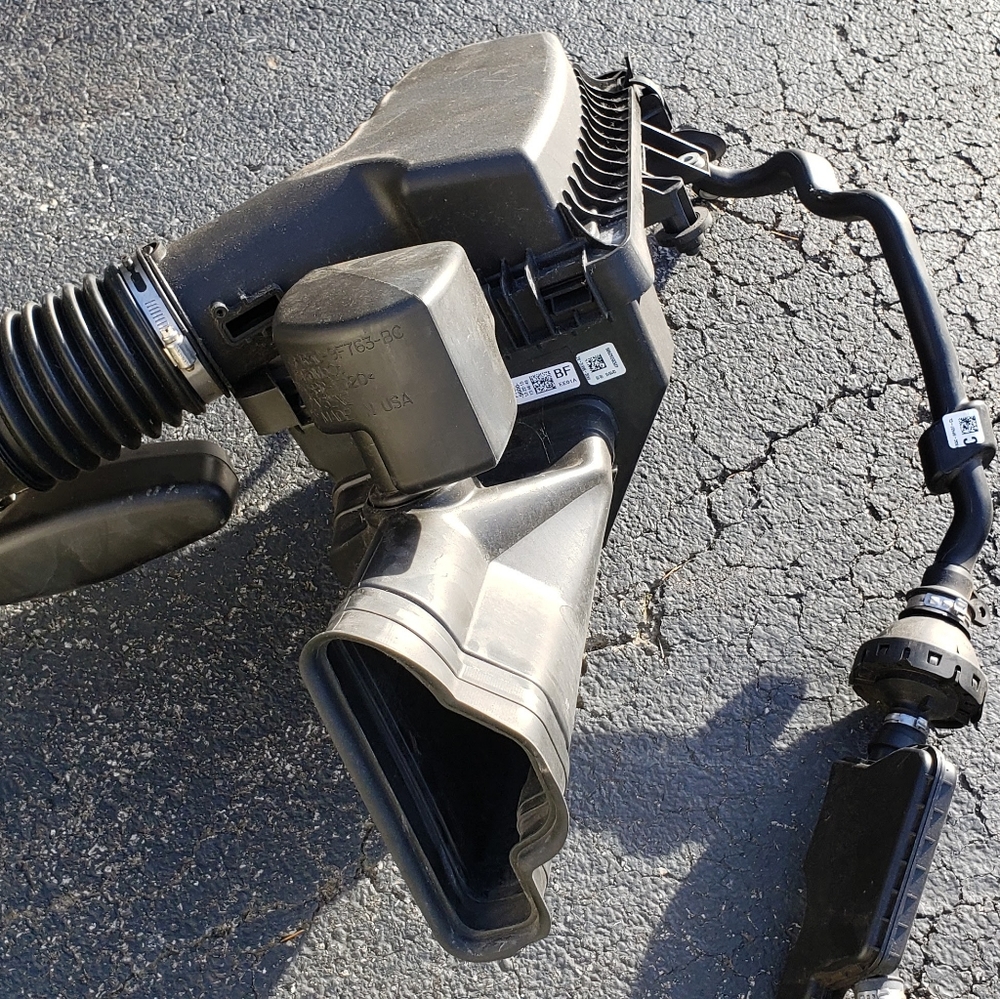 2016 Ford mustang gt 5.0 air intake